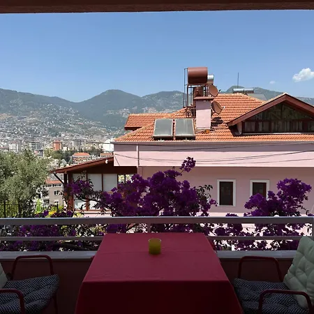 Duplex House On The Castle Road With A Seaview Ferienhaus Alanya