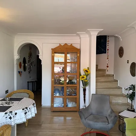 Duplex House On The Castle Road With A Seaview Alanya