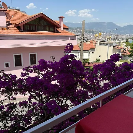 بيت للعطل Duplex House On The Castle Road With A Seaview ألانيا