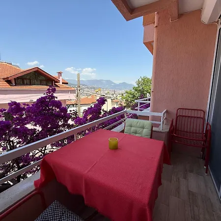 بيت للعطل Duplex House On The Castle Road With A Seaview ألانيا