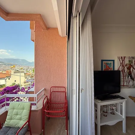 Duplex House On The Castle Road With A Seaview Vakantiehuis Alanya