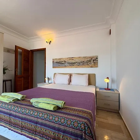 Duplex House On The Castle Road With A Seaview Holiday home *