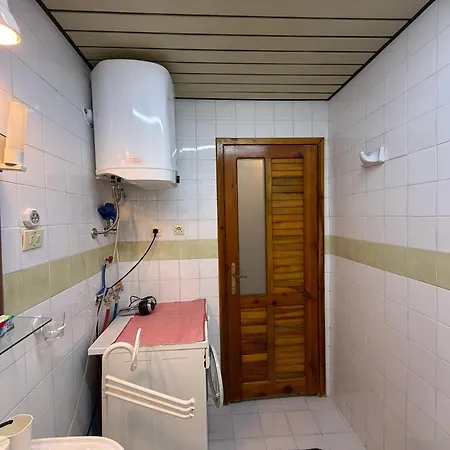 بيت للعطل Duplex House On The Castle Road With A Seaview *