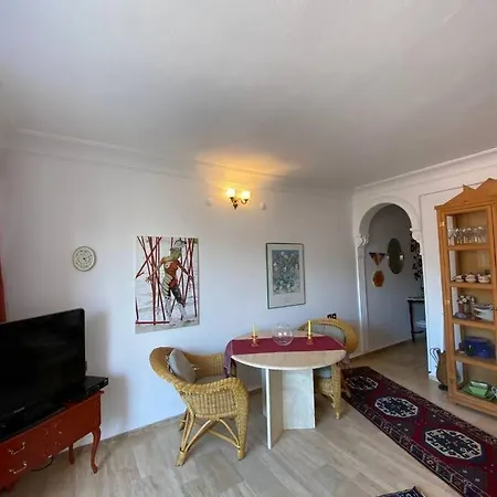 Duplex House On The Castle Road With A Seaview Holiday home