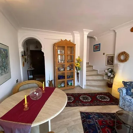 Duplex House On The Castle Road With A Seaview Holiday home *
